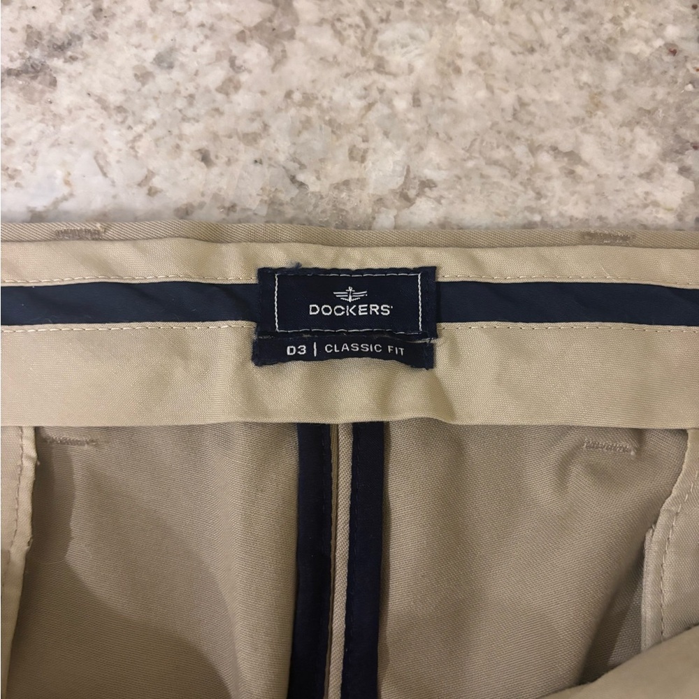 Dockers Classic Fit Beige Trousers